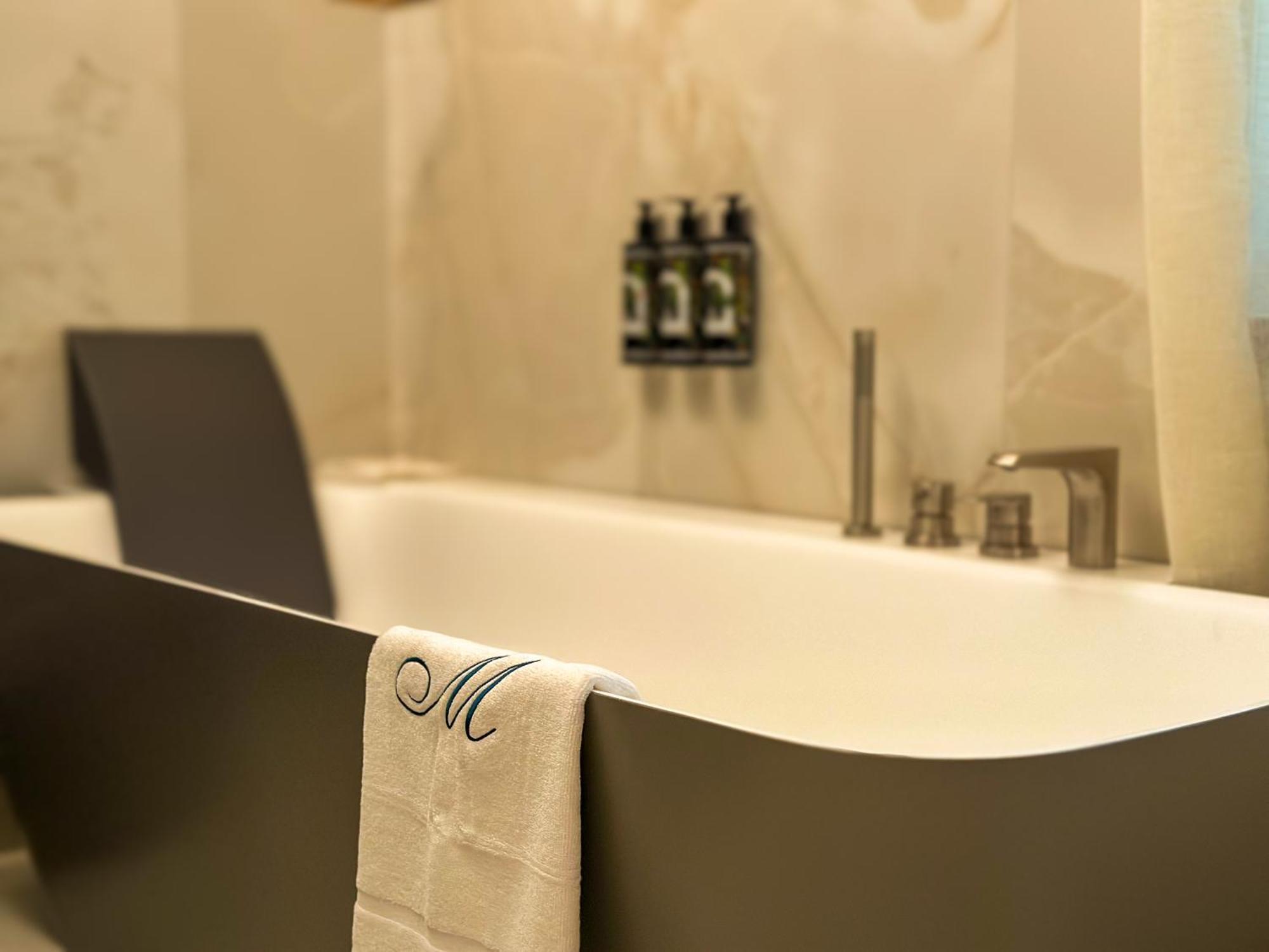 Relais La Magioca -Adults Only- Bed & Breakfast Negrar Ngoại thất bức ảnh
